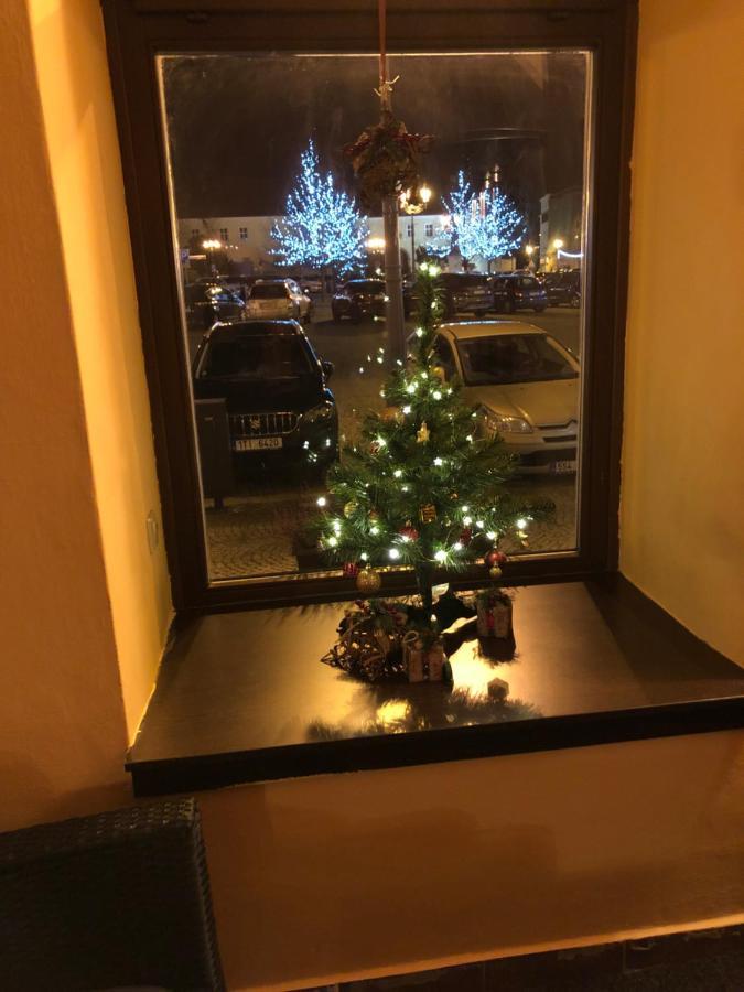 Hotel Maxim Фридек-Мистек Экстерьер фото
