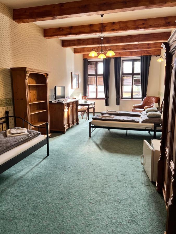 Hotel Maxim Фридек-Мистек Экстерьер фото