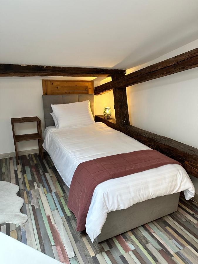 Hotel Maxim Фридек-Мистек Экстерьер фото