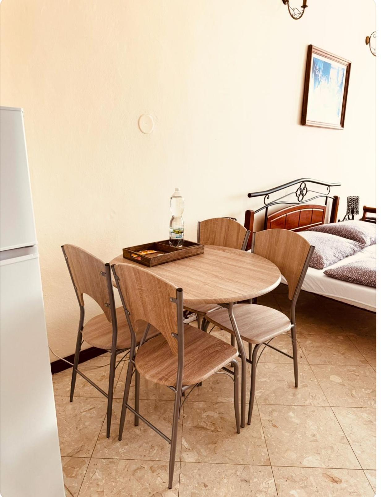 Hotel Maxim Фридек-Мистек Экстерьер фото