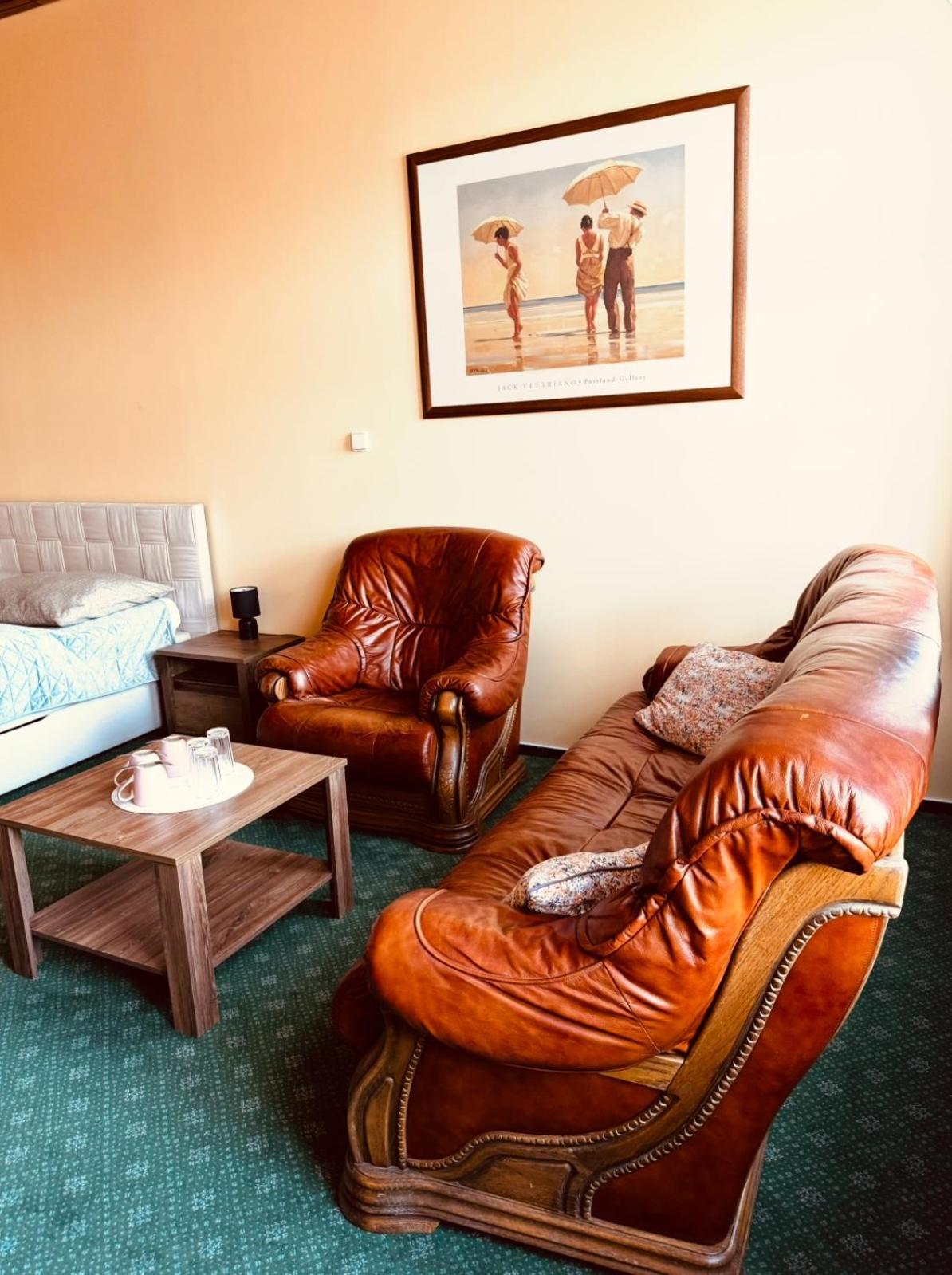 Hotel Maxim Фридек-Мистек Экстерьер фото